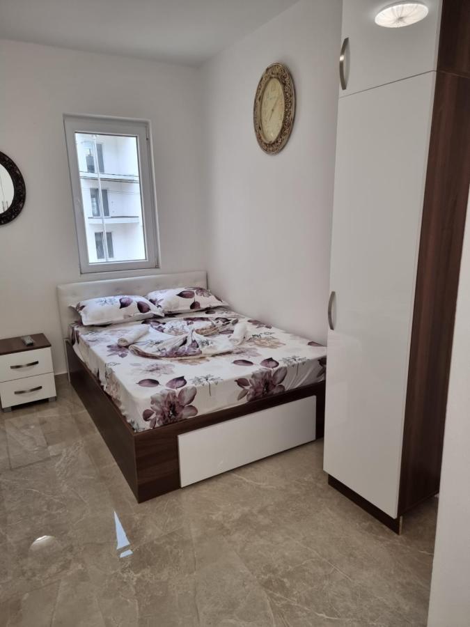 Ebra Lux Apartmani Добра Вода Екстер'єр фото