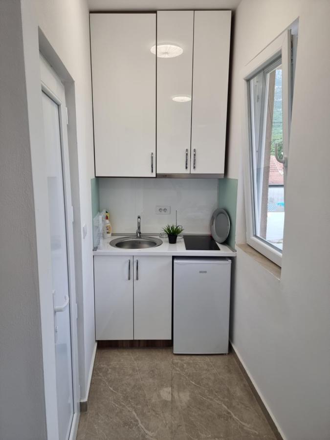 Ebra Lux Apartmani Добра Вода Екстер'єр фото