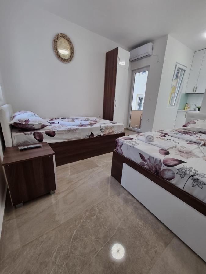Ebra Lux Apartmani Добра Вода Екстер'єр фото