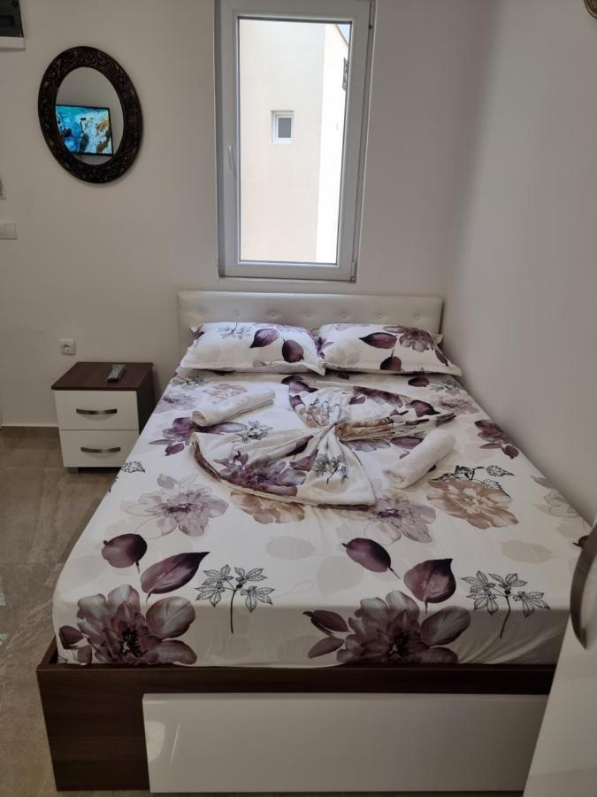 Ebra Lux Apartmani Добра Вода Екстер'єр фото