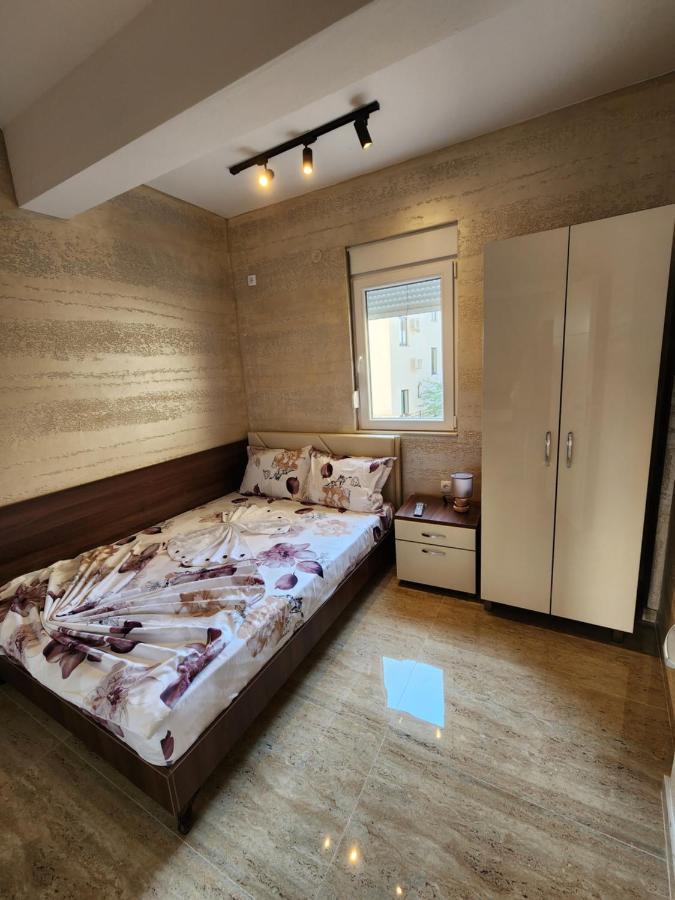 Ebra Lux Apartmani Добра Вода Екстер'єр фото