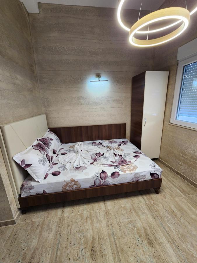 Ebra Lux Apartmani Добра Вода Екстер'єр фото
